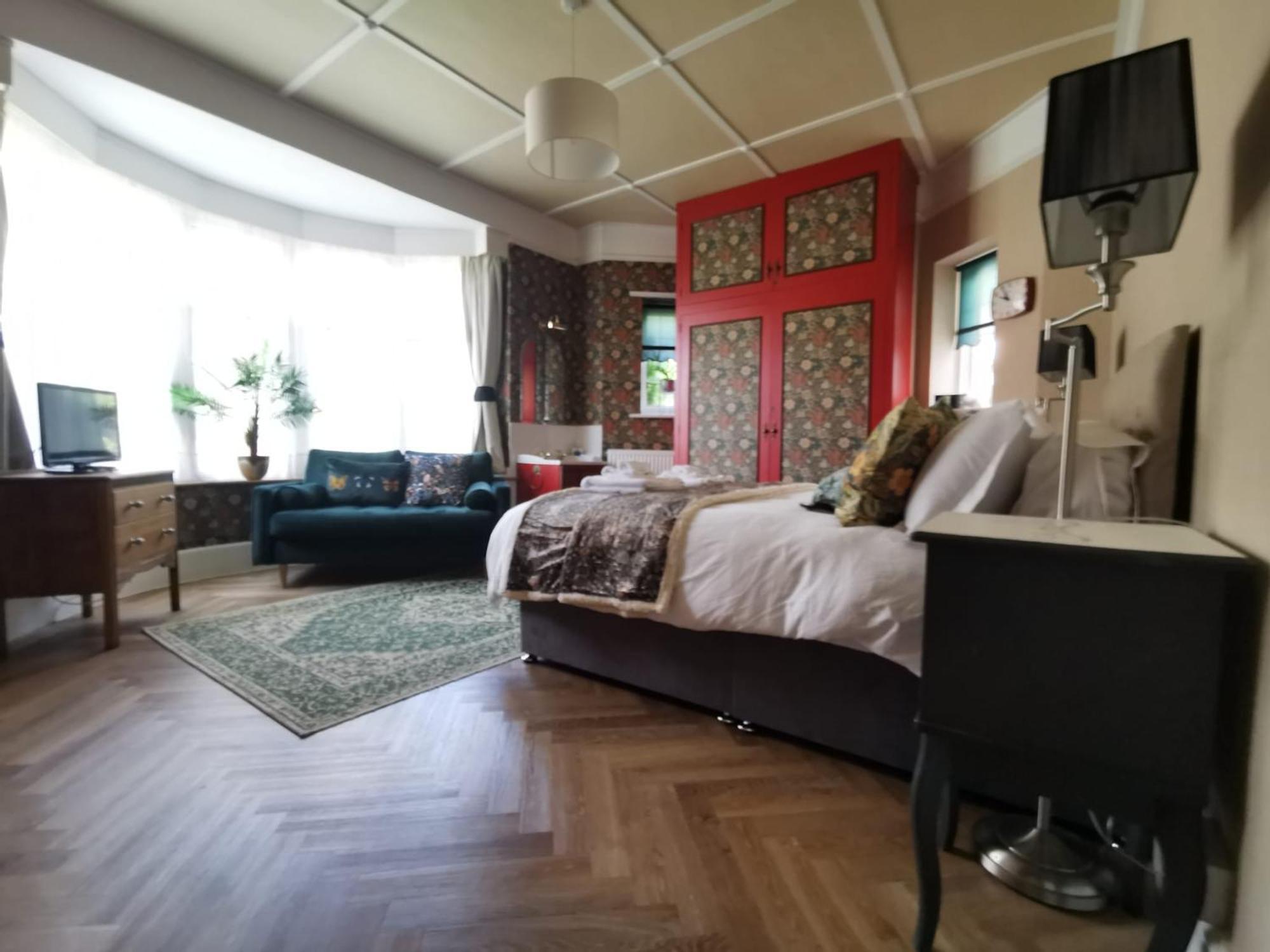 William Morris, Spacious Ground Floor Lux Double Bedroom Bexhill-on-Sea Екстериор снимка