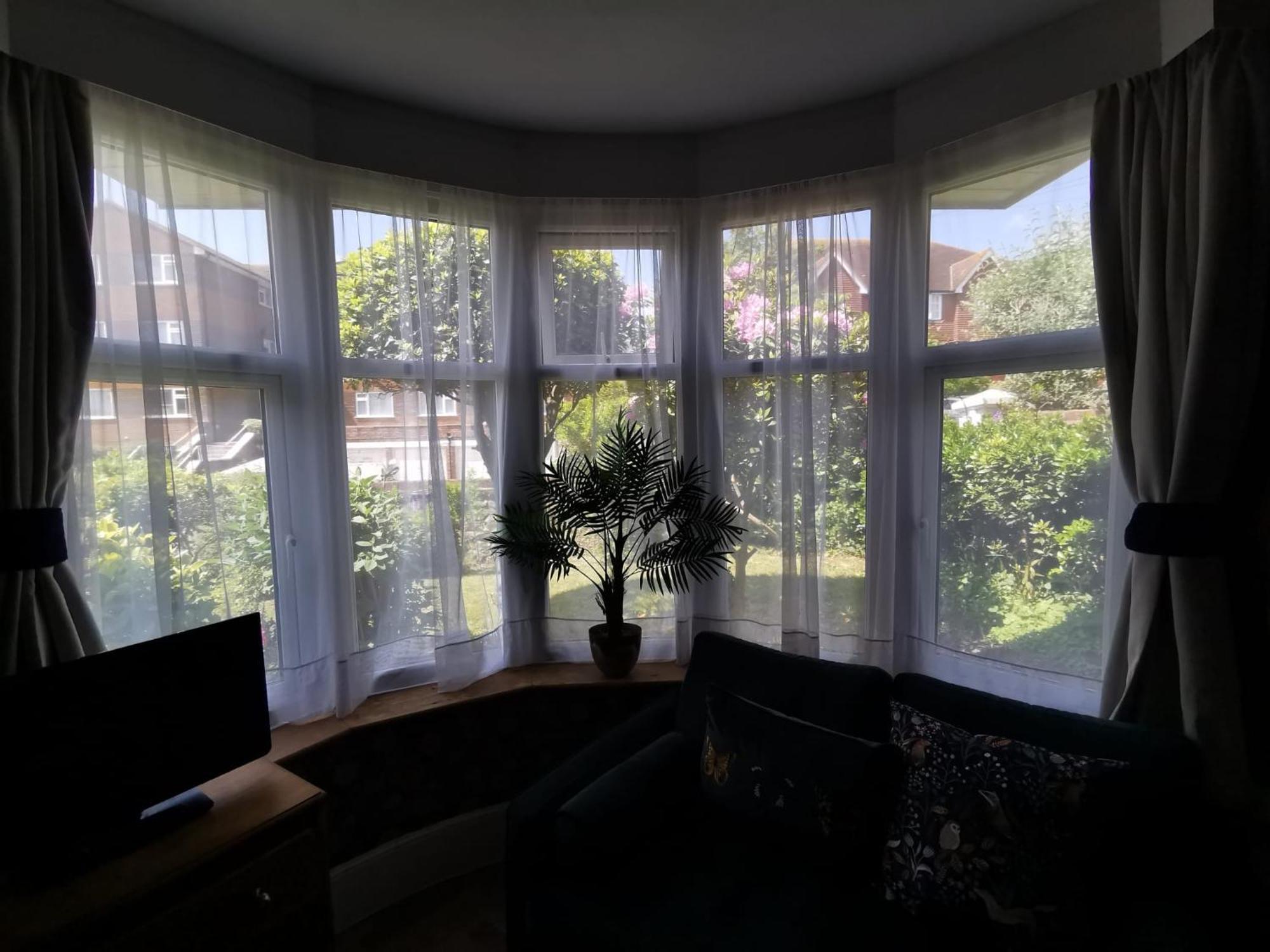 William Morris, Spacious Ground Floor Lux Double Bedroom Bexhill-on-Sea Екстериор снимка