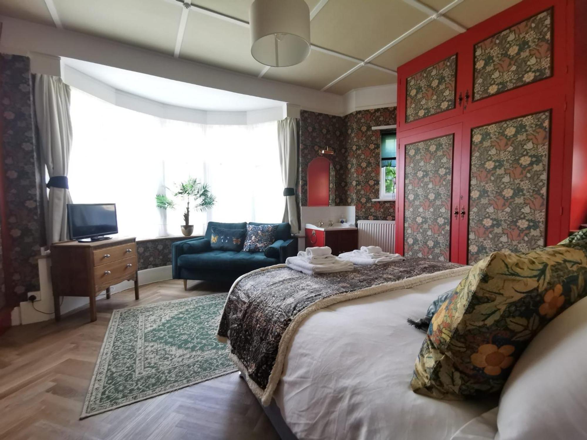 William Morris, Spacious Ground Floor Lux Double Bedroom Bexhill-on-Sea Екстериор снимка